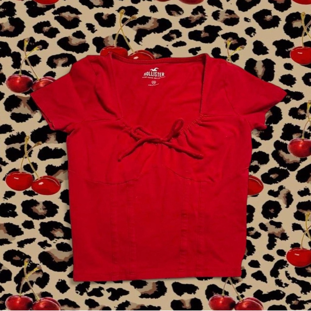 Adorable cherry red Hollister crop top with cute bow detailing